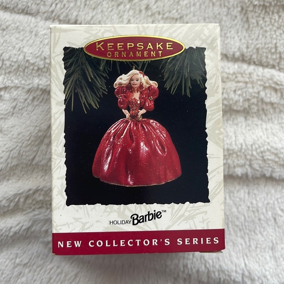 🎄💅 Holiday Barbie Vintage Ornament - Picture 1 of 3